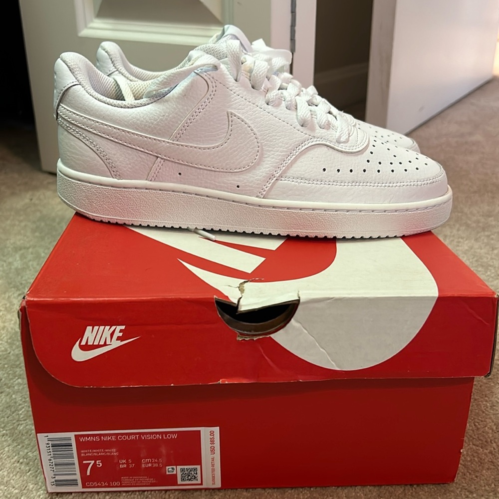 Nike Sneakers 👟